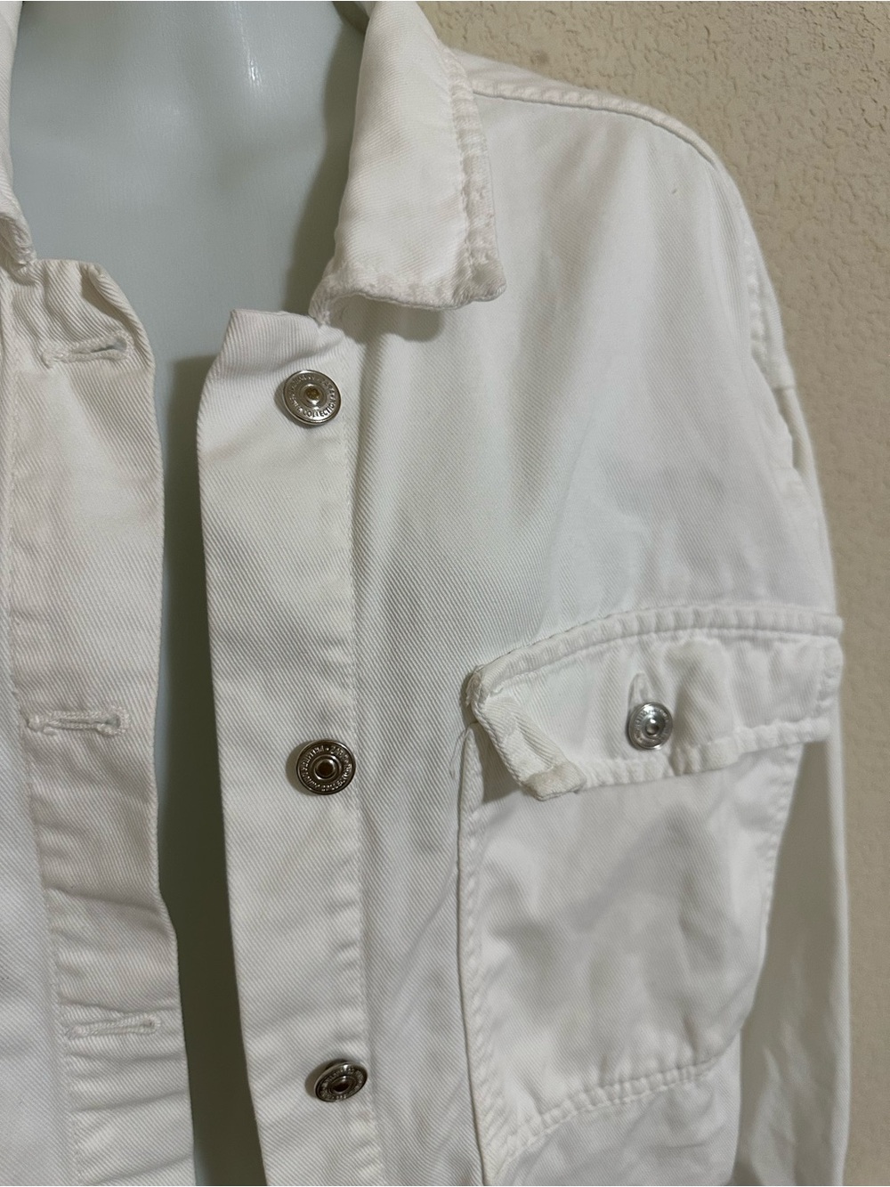 Zara Women's Jacket S White Denim Frayed Casual Coastal Cowgirl Minimal Chic - Picture 3 of 8